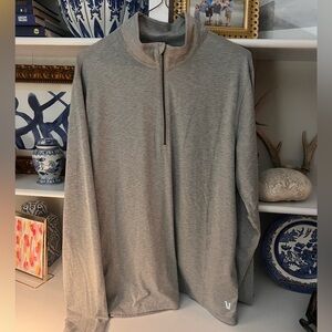 EUC vuori quarter zip